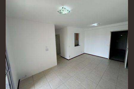 Apartamento à venda com 76m², 3 quartos e 2 vagas