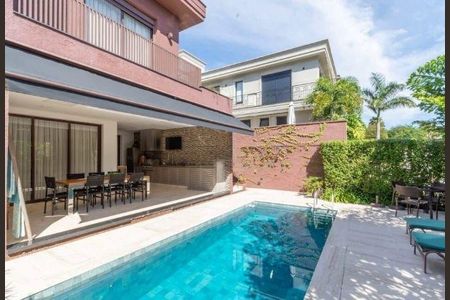 Casa à venda com 537m², 4 quartos e 8 vagas