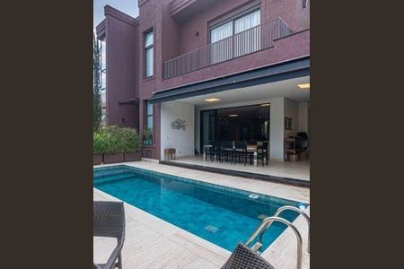 Casa à venda com 537m², 4 quartos e 8 vagas
