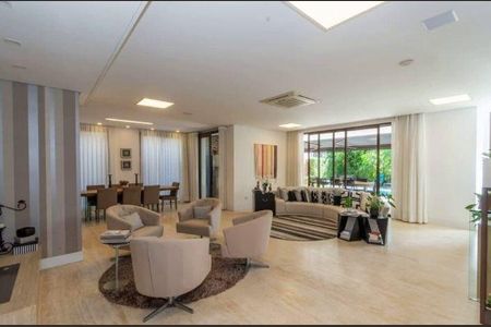 Casa à venda com 537m², 4 quartos e 8 vagas