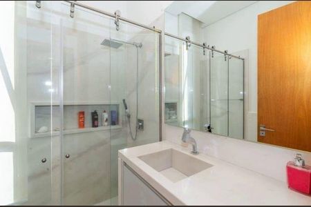 Casa à venda com 537m², 4 quartos e 8 vagas