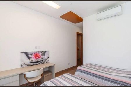 Casa à venda com 537m², 4 quartos e 8 vagas