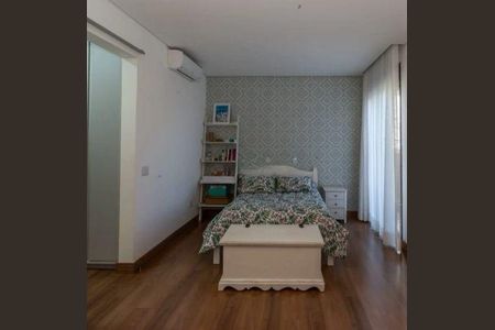 Casa à venda com 537m², 4 quartos e 8 vagas