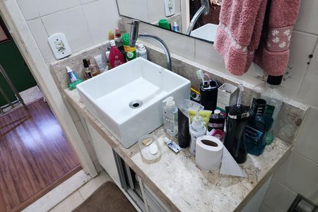 Casa de condomínio à venda com 132m², 2 quartos e sem vaga Casa de condomínio à venda com 132m², 2 quartos e sem vagaBanheiro