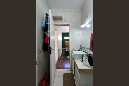 Casa de condomínio à venda com 132m², 2 quartos e sem vaga Casa de condomínio à venda com 132m², 2 quartos e sem vagaBanheiro