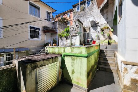 Casa de condomínio à venda com 132m², 2 quartos e sem vaga Casa de condomínio à venda com 132m², 2 quartos e sem vagaQuintal