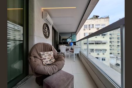Apartamento para alugar com 110m², 2 quartos e 2 vagasVaranda 