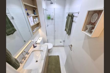 Apartamento para alugar com 110m², 2 quartos e 2 vagasBanheiro 