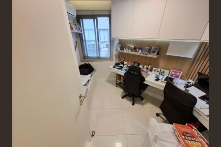 Apartamento para alugar com 110m², 2 quartos e 2 vagasEscritório 