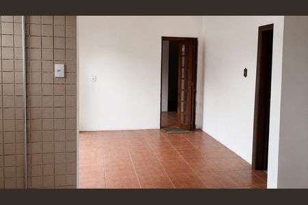 Casa para alugar com 540m², 5 quartos e 5 vagas Casa para alugar com 540m², 5 quartos e 5 vagasCozinha