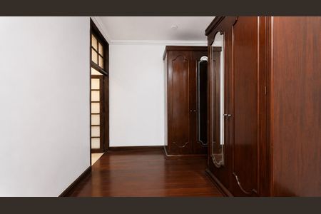 Casa para alugar com 540m², 5 quartos e 5 vagas