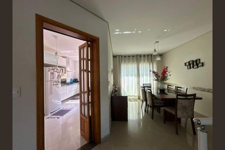 Casa à venda com 3 quartos, 228m² em Nova Petrópolis, São Bernardo do Campo