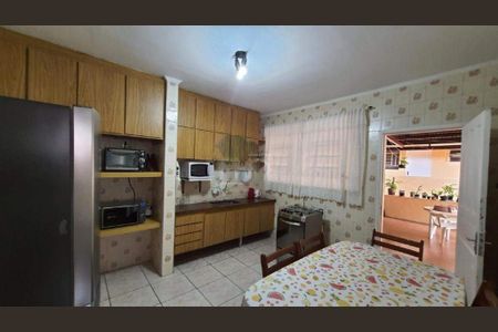 Casa à venda com 3 quartos, 250m² em Santa Terezinha, São Bernardo do Campo