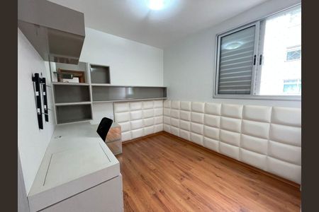 Apartamento para alugar com 3 quartos, 110m² em Buritis, Belo Horizonte