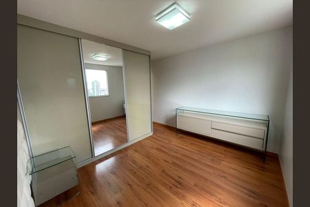 Apartamento para alugar com 3 quartos, 110m² em Buritis, Belo Horizonte