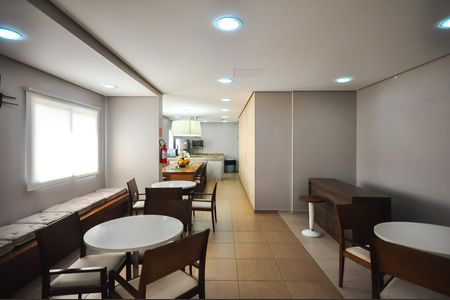 Apartamento para alugar com 50m², 2 quartos e 1 vaga Apartamento para alugar com 50m², 2 quartos e 1 vagaSalão de Festa