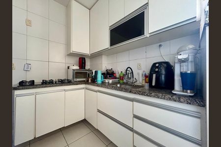 Apartamento para alugar com 70m², 3 quartos e 2 vagas