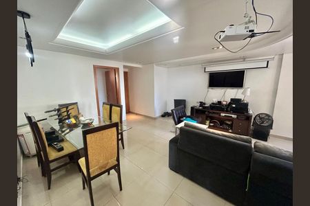 Apartamento para alugar com 70m², 3 quartos e 2 vagas