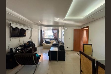 Apartamento para alugar com 70m², 3 quartos e 2 vagas