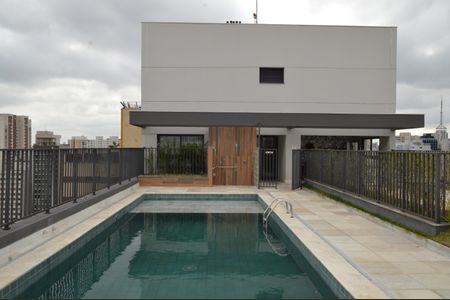 Studio para alugar com 43m², 1 quarto e sem vagaPiscina