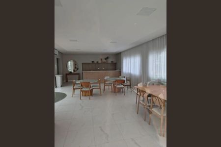 Sala de apartamento para alugar com 2 quartos, 46m² em Jardim das Margaridas, Salvador