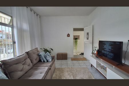 Casa à venda com 234m², 4 quartos e 2 vagasSala