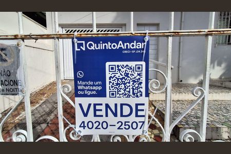 Casa à venda com 234m², 4 quartos e 2 vagasPlaquinha 