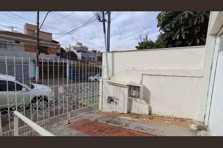 Casa à venda com 234m², 4 quartos e 2 vagasEntrada