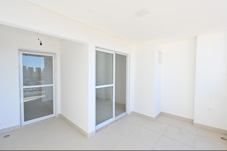 Apartamento à venda com 69m², 2 quartos e 1 vagaVaranda
