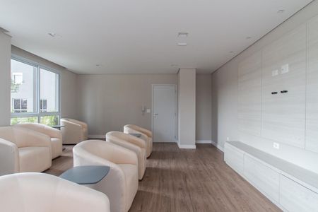 Apartamento à venda com 76m², 2 quartos e 2 vagas Apartamento à venda com 76m², 2 quartos e 2 vagasÁrea comum - Cinema