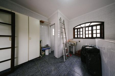 Casa para alugar com 350m², 2 quartos e 1 vaga Casa para alugar com 350m², 2 quartos e 1 vagaÁrea de Serviço