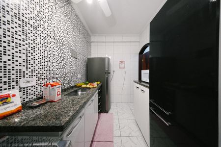 Casa para alugar com 350m², 2 quartos e 1 vaga Casa para alugar com 350m², 2 quartos e 1 vagaCozinha