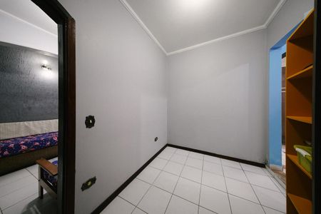Casa para alugar com 350m², 2 quartos e 1 vaga Casa para alugar com 350m², 2 quartos e 1 vagaSuíte 2
