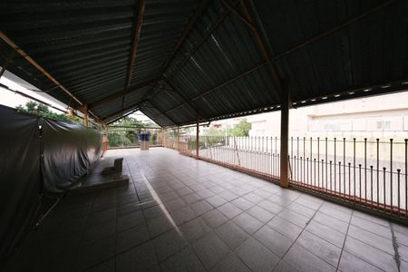 Casa para alugar com 350m², 2 quartos e 1 vaga Casa para alugar com 350m², 2 quartos e 1 vagaÁrea externa