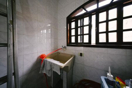 Casa para alugar com 350m², 2 quartos e 1 vaga Casa para alugar com 350m², 2 quartos e 1 vagaÁrea de Serviço