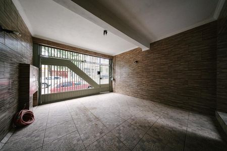 Casa para alugar com 350m², 2 quartos e 1 vaga Casa para alugar com 350m², 2 quartos e 1 vagaGaragem