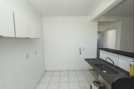 Apartamento para alugar com 48m², 2 quartos e 1 vagaCozinha e Área de Serviço
