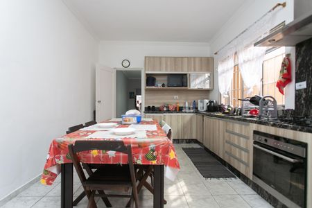 Casa à venda com 170m², 5 quartos e 4 vagas Casa à venda com 170m², 5 quartos e 4 vagasCozinha 1