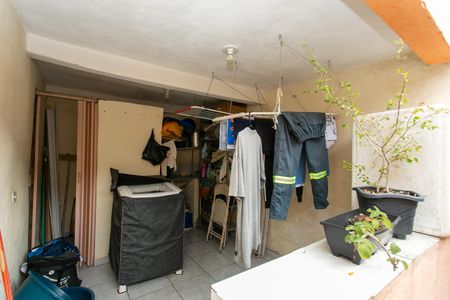 Casa à venda com 170m², 5 quartos e 4 vagas Casa à venda com 170m², 5 quartos e 4 vagasÁrea de Serviço