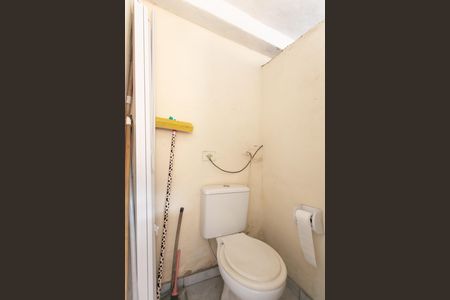 Casa à venda com 170m², 5 quartos e 4 vagas Casa à venda com 170m², 5 quartos e 4 vagasBanheiro 7