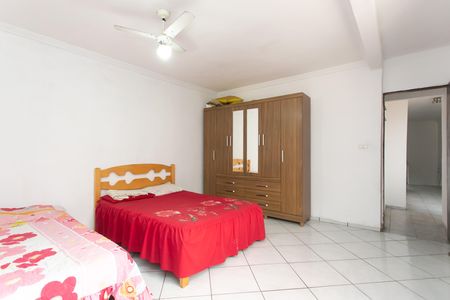 Casa à venda com 170m², 5 quartos e 4 vagas Casa à venda com 170m², 5 quartos e 4 vagasSuíte 1