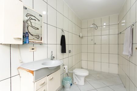 Casa à venda com 170m², 5 quartos e 4 vagas Casa à venda com 170m², 5 quartos e 4 vagasBanheiro da Suíte 1