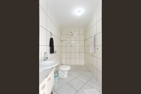 Casa à venda com 170m², 5 quartos e 4 vagas Casa à venda com 170m², 5 quartos e 4 vagasBanheiro da Suíte 1