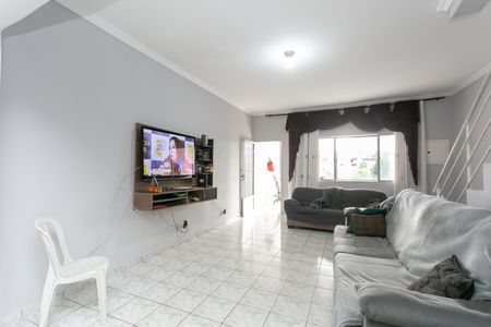 Casa à venda com 170m², 5 quartos e 4 vagas Casa à venda com 170m², 5 quartos e 4 vagasSala 1