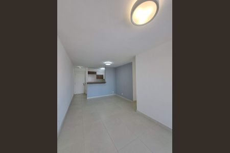 Apartamento à venda com 81m², 3 quartos e 1 vaga Apartamento à venda com 81m², 3 quartos e 1 vagasala