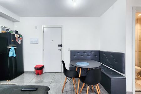 Apartamento para alugar com 42m², 2 quartos e sem vaga Apartamento para alugar com 42m², 2 quartos e sem vagaSala