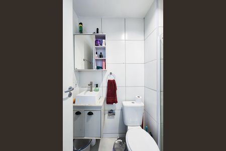Apartamento para alugar com 42m², 2 quartos e sem vaga Apartamento para alugar com 42m², 2 quartos e sem vagaBanheiro