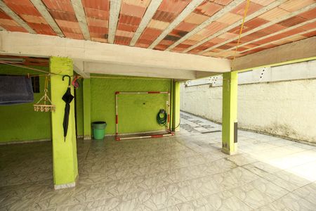 Casa à venda com 299m², 3 quartos e 7 vagasQuintal