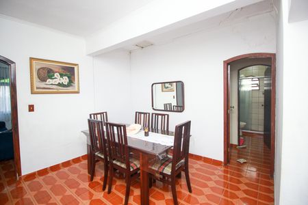 Casa à venda com 299m², 3 quartos e 7 vagasSala de Jantar