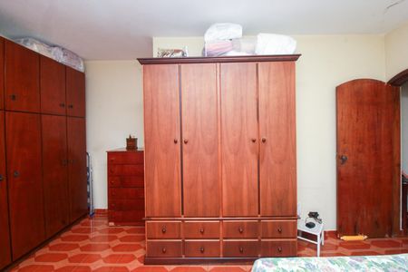 Casa à venda com 299m², 3 quartos e 7 vagasSuíte